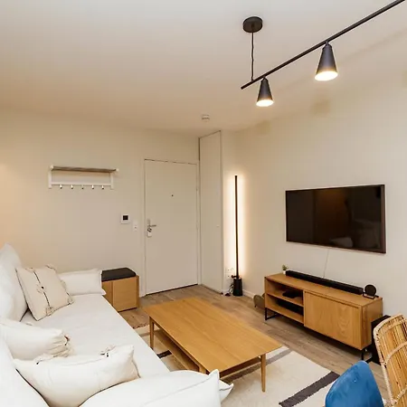 Very Bright 66m With Balcony *