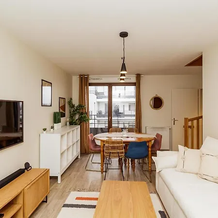 Very Bright 66m With Balcony Appartement *